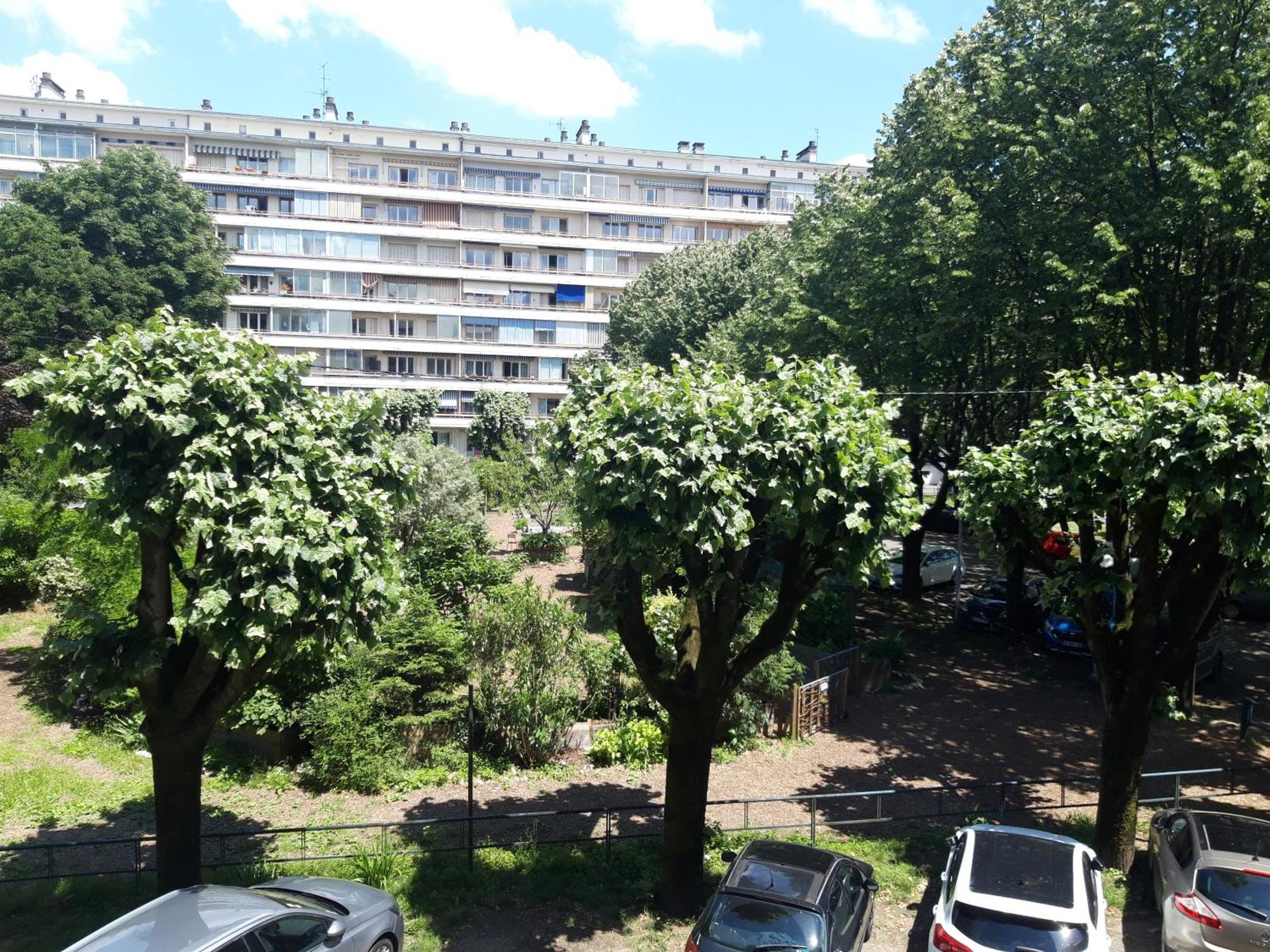 Verdun 228 Insolite * Chambery